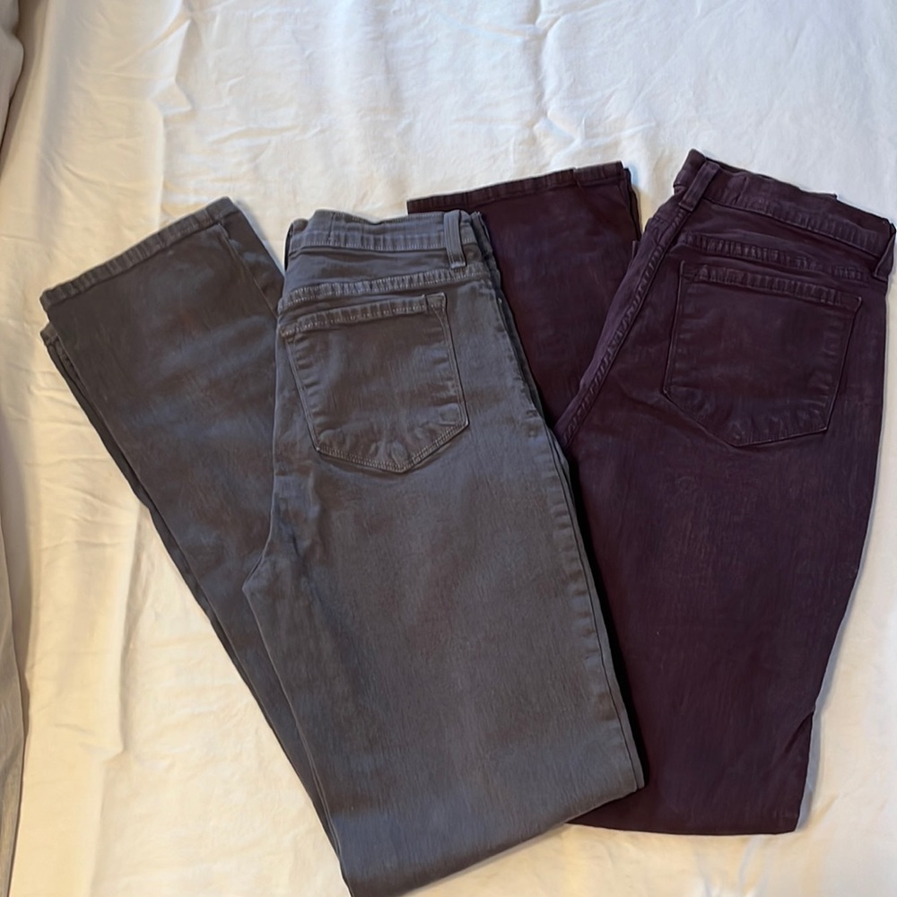 NYDJ 🔥Size 6 Straight Leg in Berry(wine) 🔥 & Grey 🔥 EUC Lot of 2 pairs